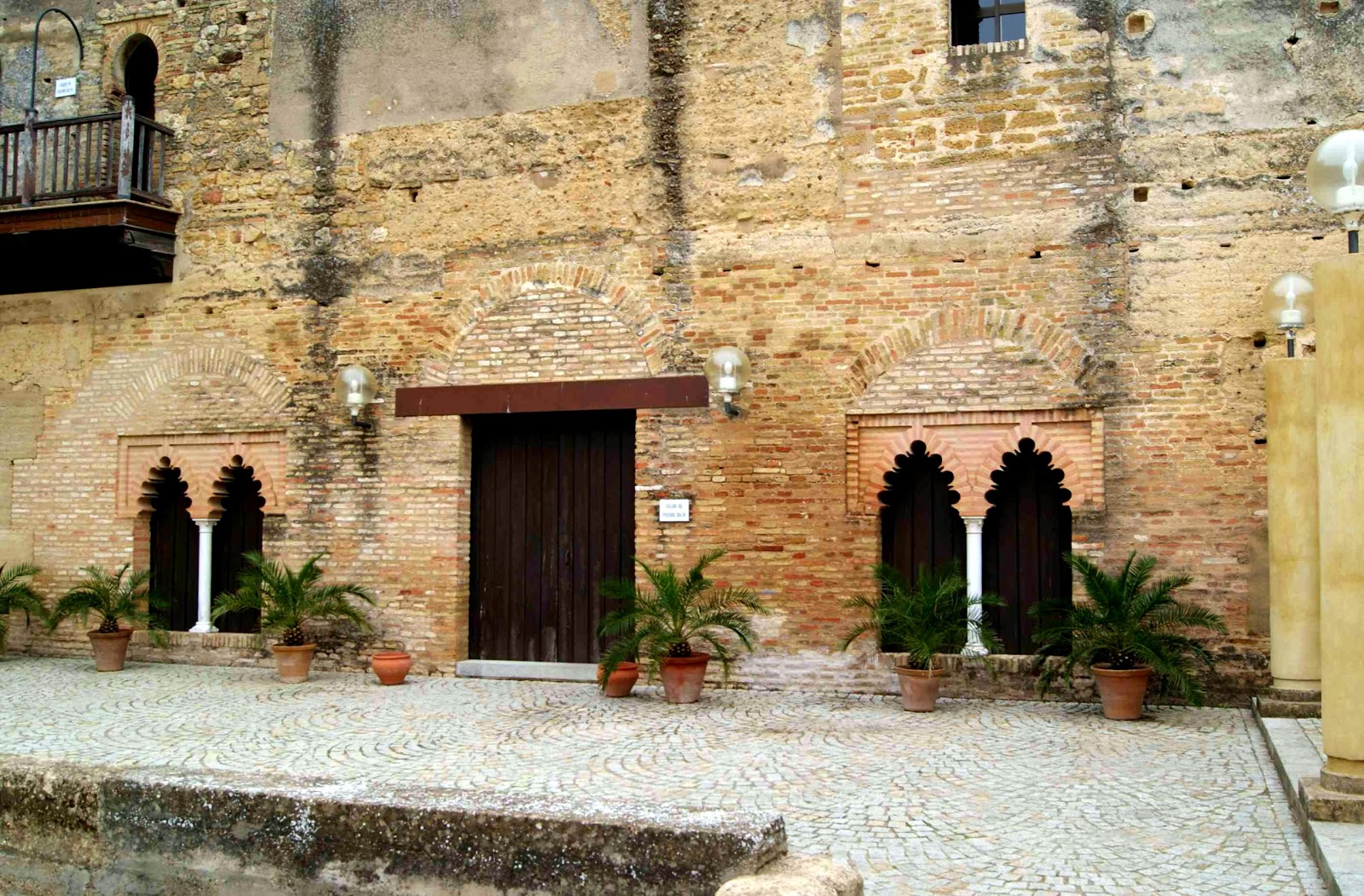 013-Patio del Aljibe-Salon de Presos Bajo