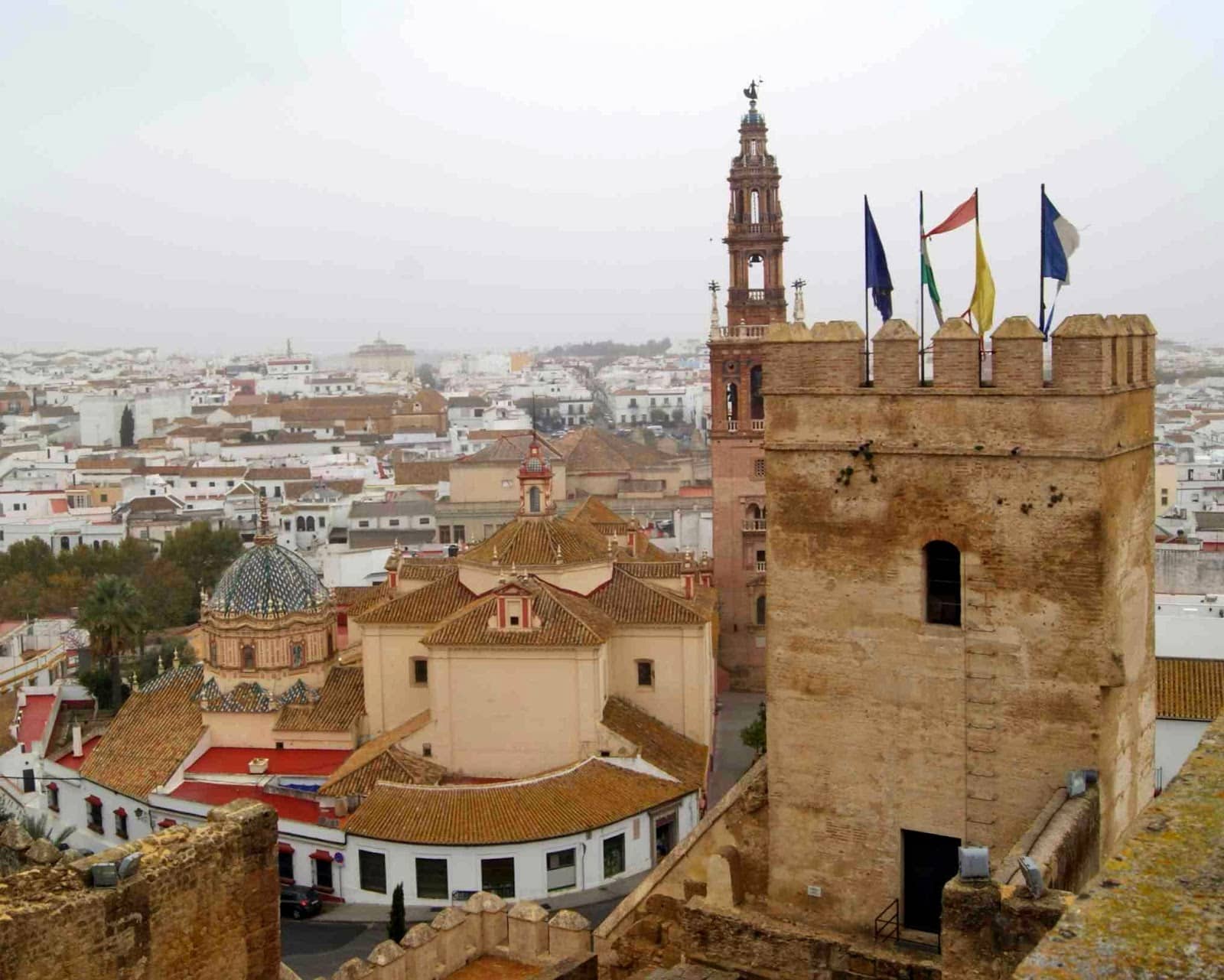 041-Terraza-Torre Homenaje e iglesia S Pedro