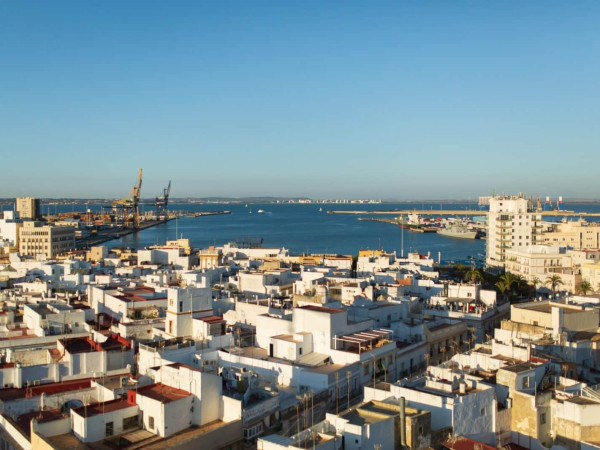 Puerto de Cádiz