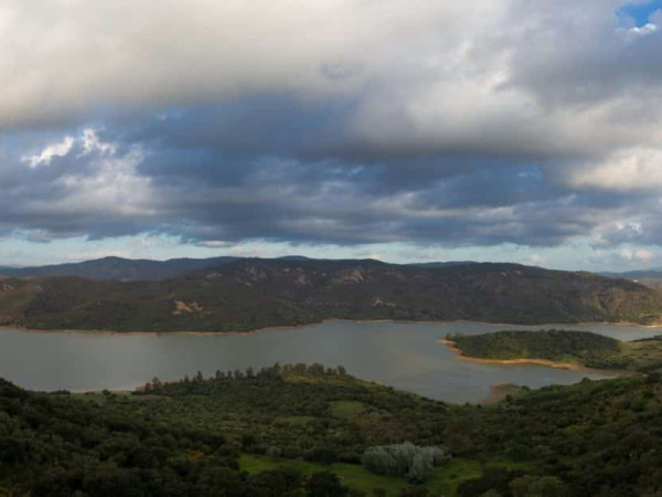 Embalse del Guadarranque