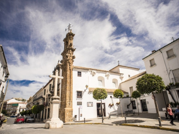 Iglesia Virgen de la Aurora y San Nicasio