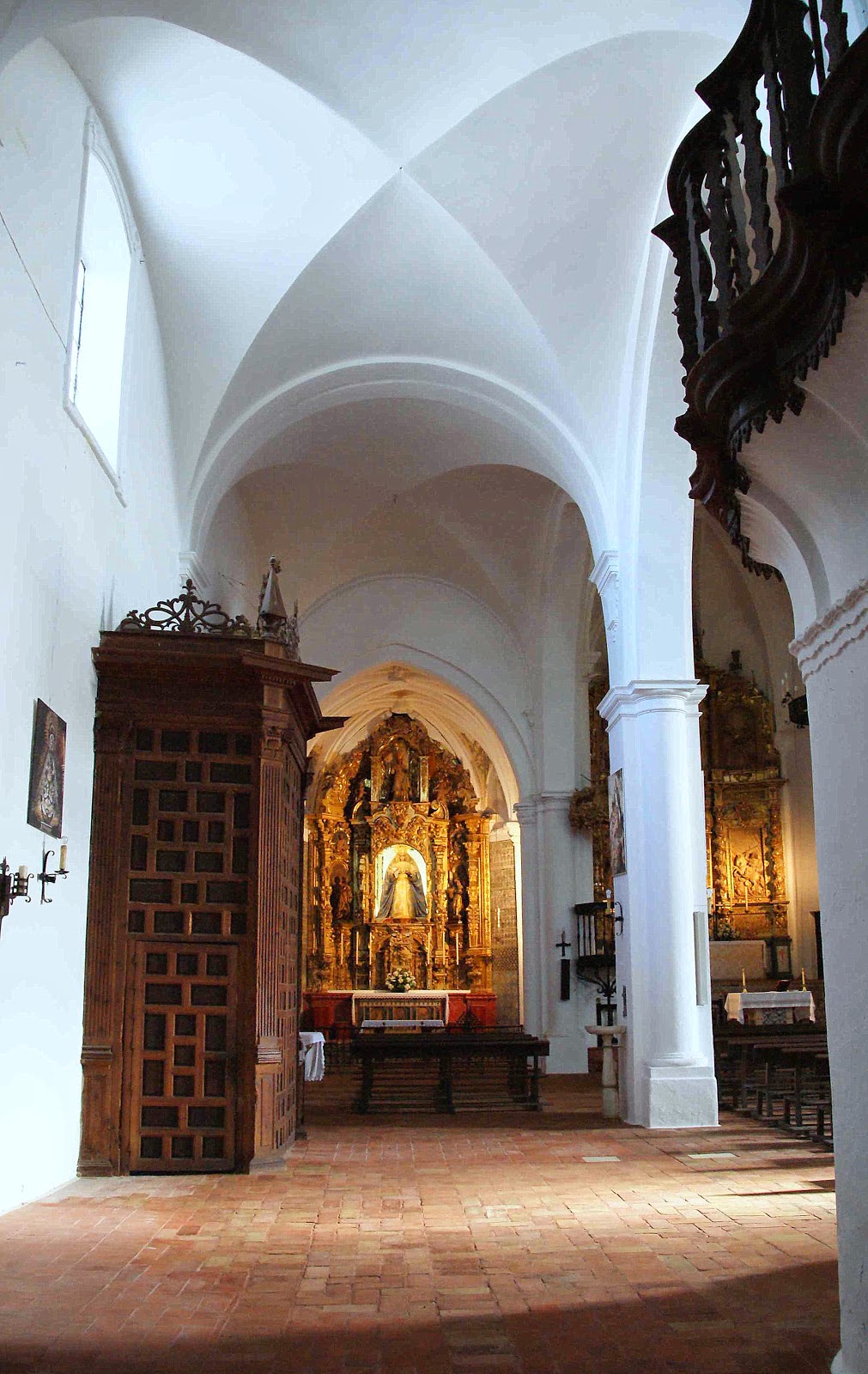 53-55 Vista desde pies de Epistola