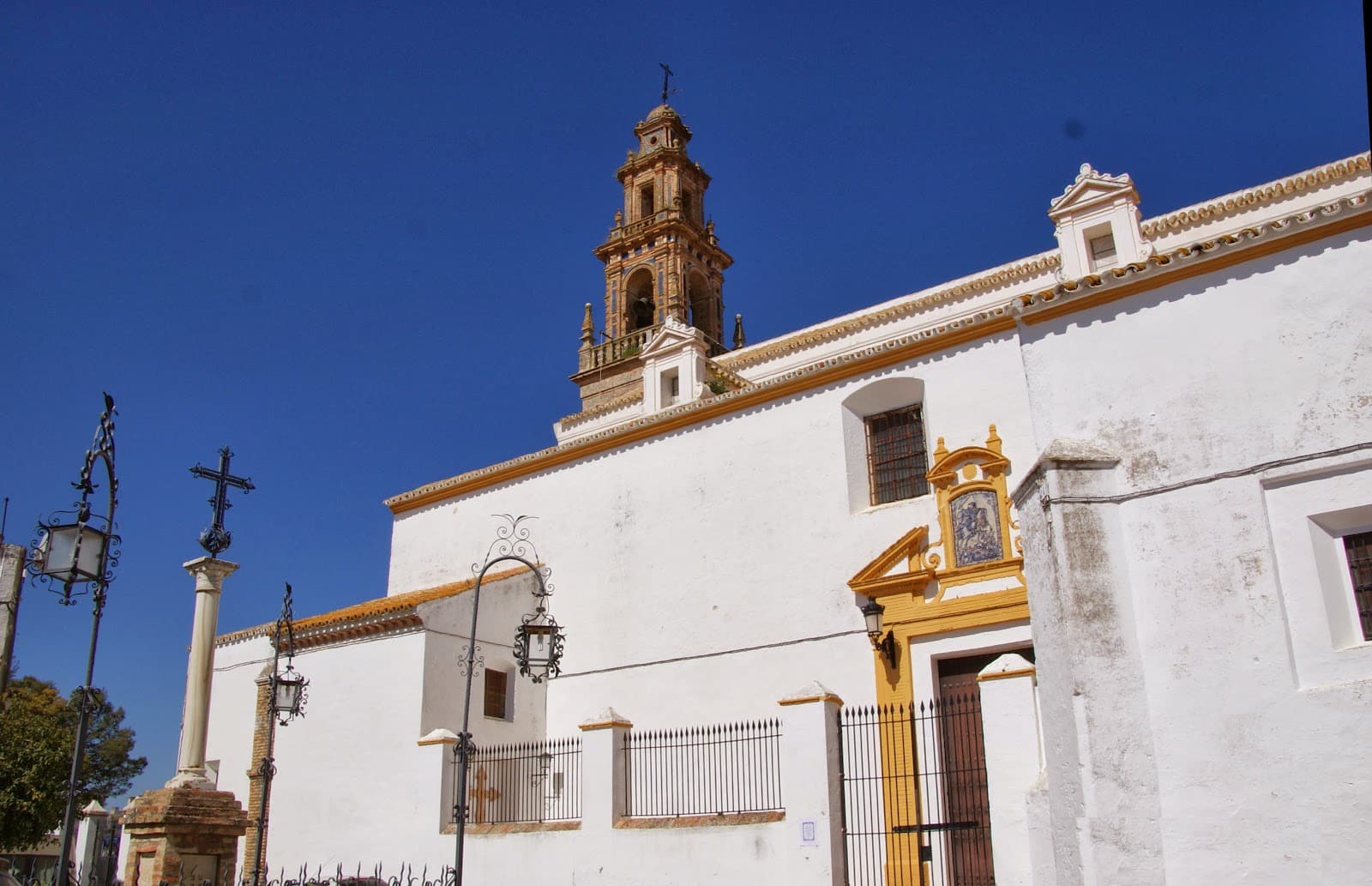 65-02Exterior-Fachada Epistola