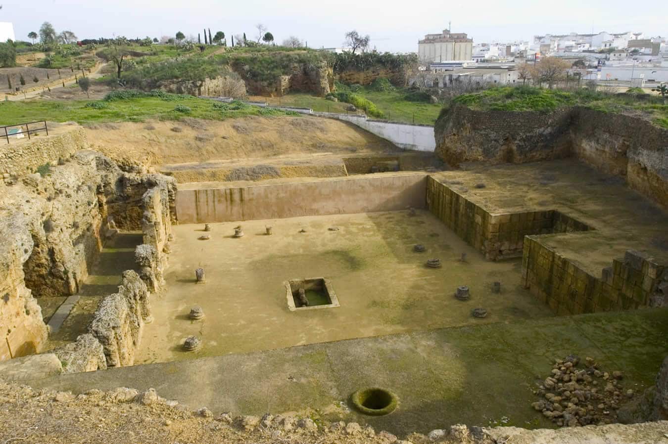 CAC_es_car_172_tumba_servilia_lg