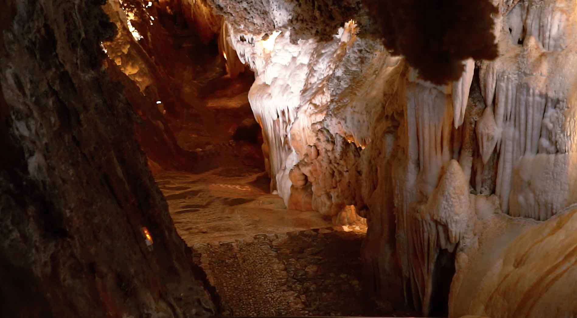 00002GRUTA DE LAS MARAVILLAS