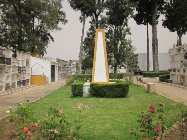 CEMENTERIO MUNICIPAL «SAN FERNANDO», ROCIANA