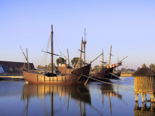 MUELLE DE LAS CARABELAS