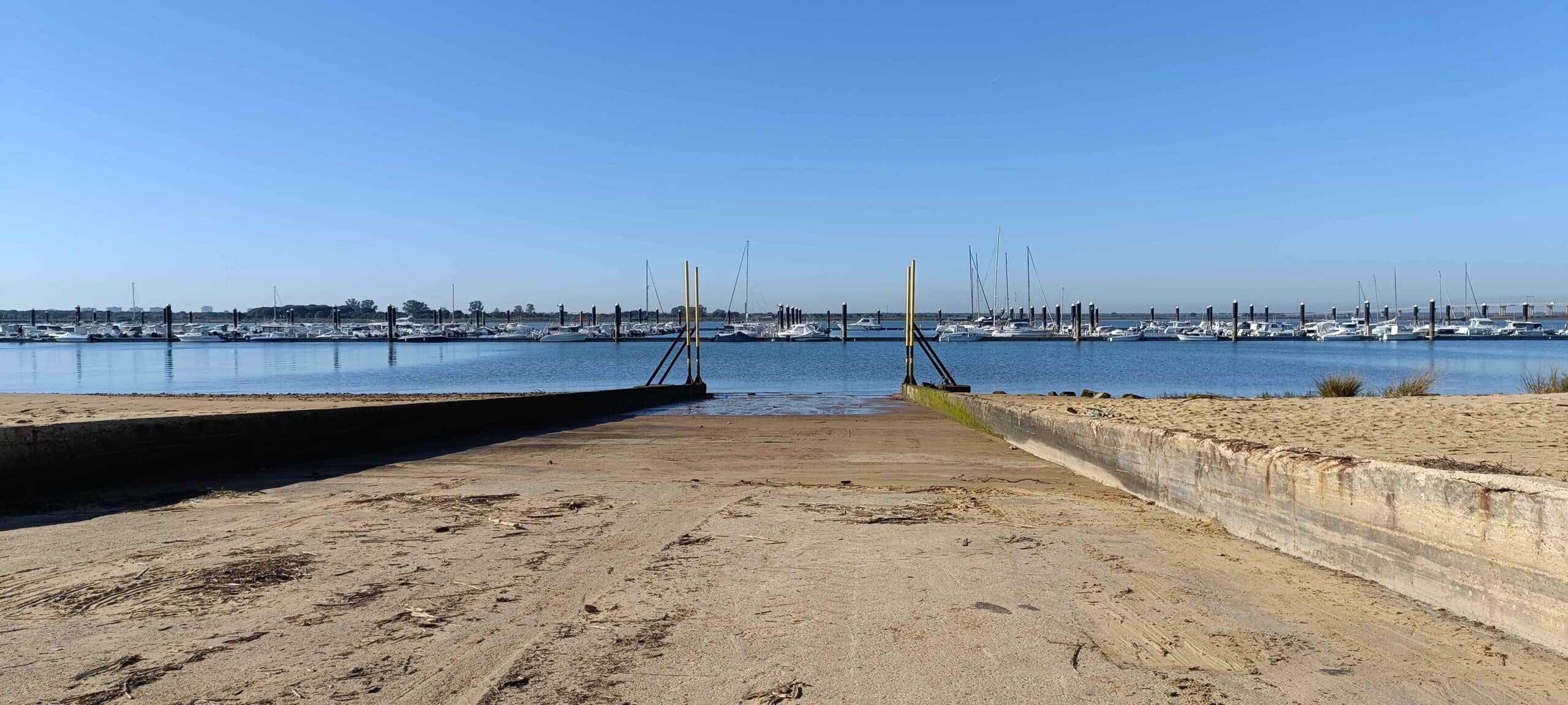 00007REAL CLUB MARITIMO