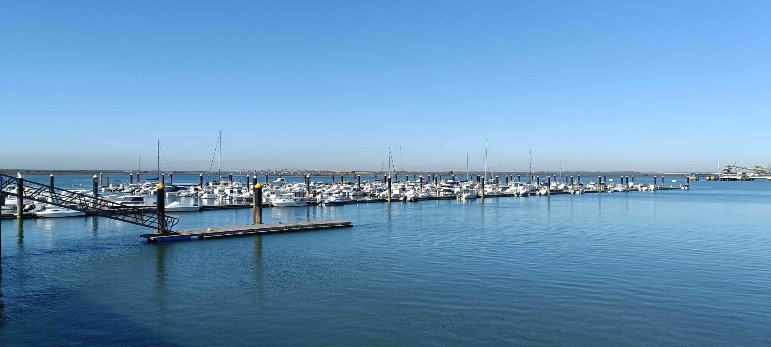 00019REAL CLUB MARITIMO