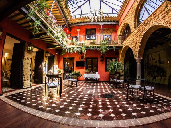 Hotel  La Casona de Calderón