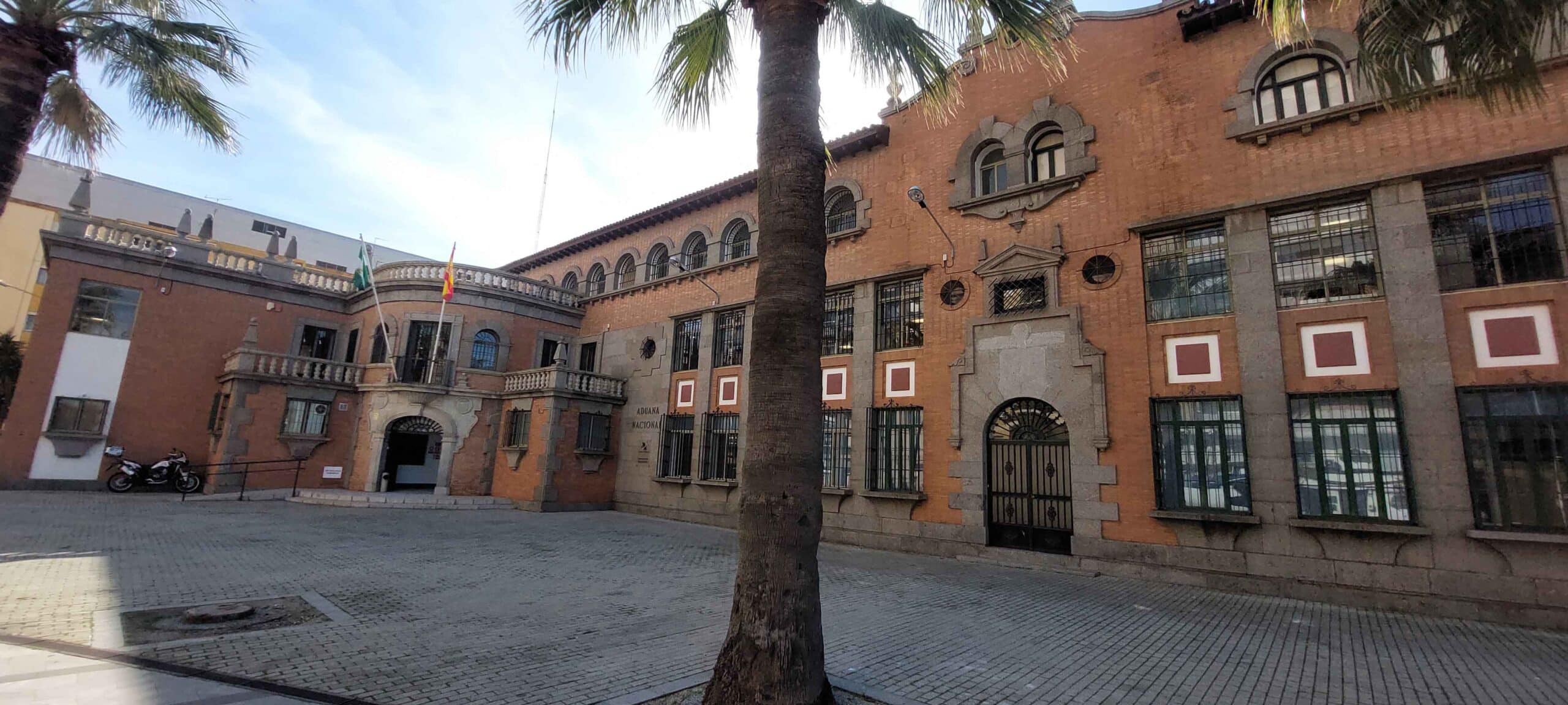 00004EDIFICIO ADUANAS