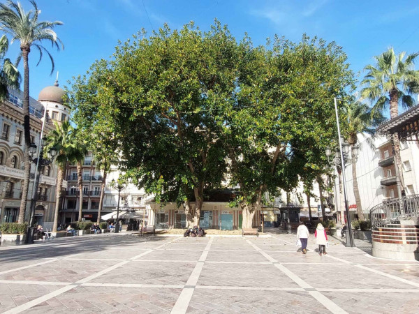 PLAZA DE LAS MONJAS