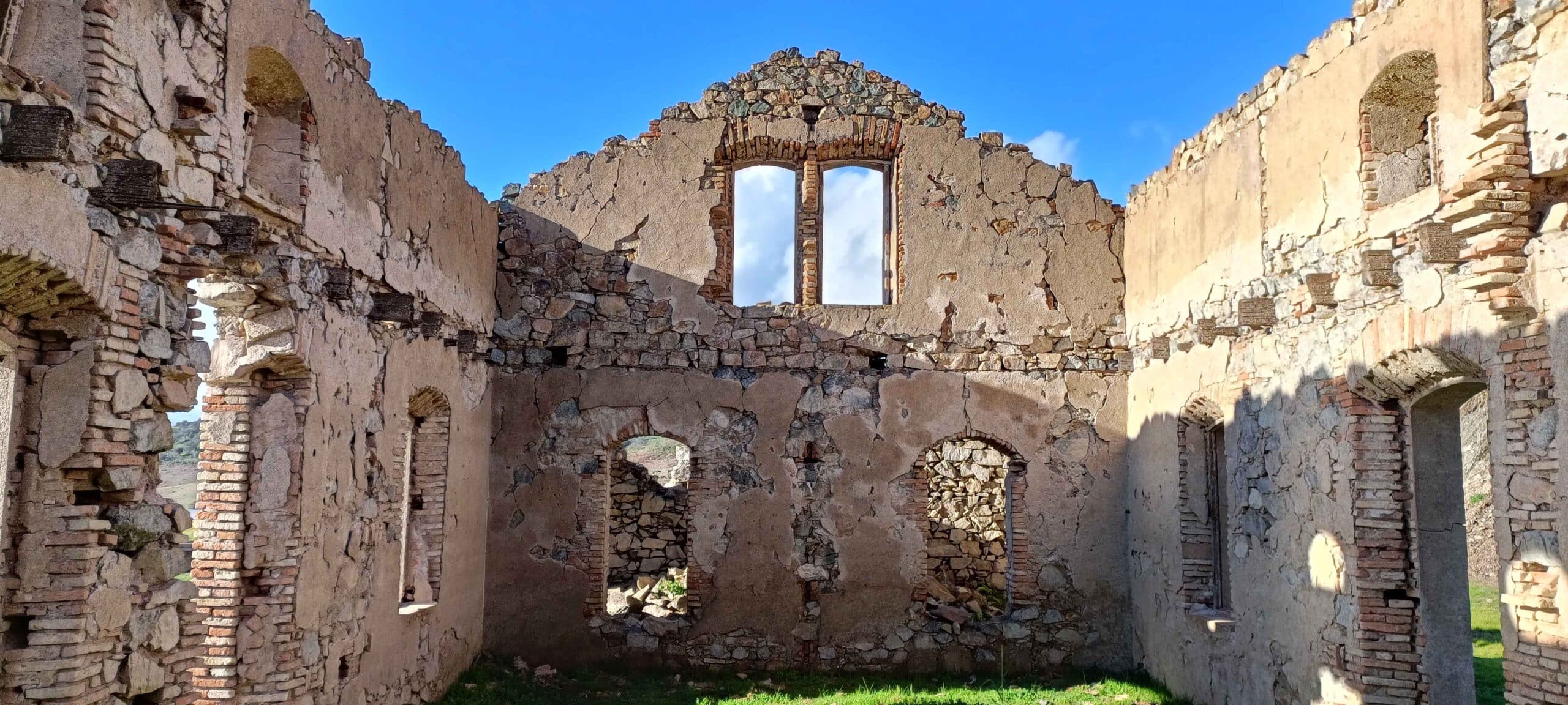 00015ANTIGUA ESTACION DE TREN