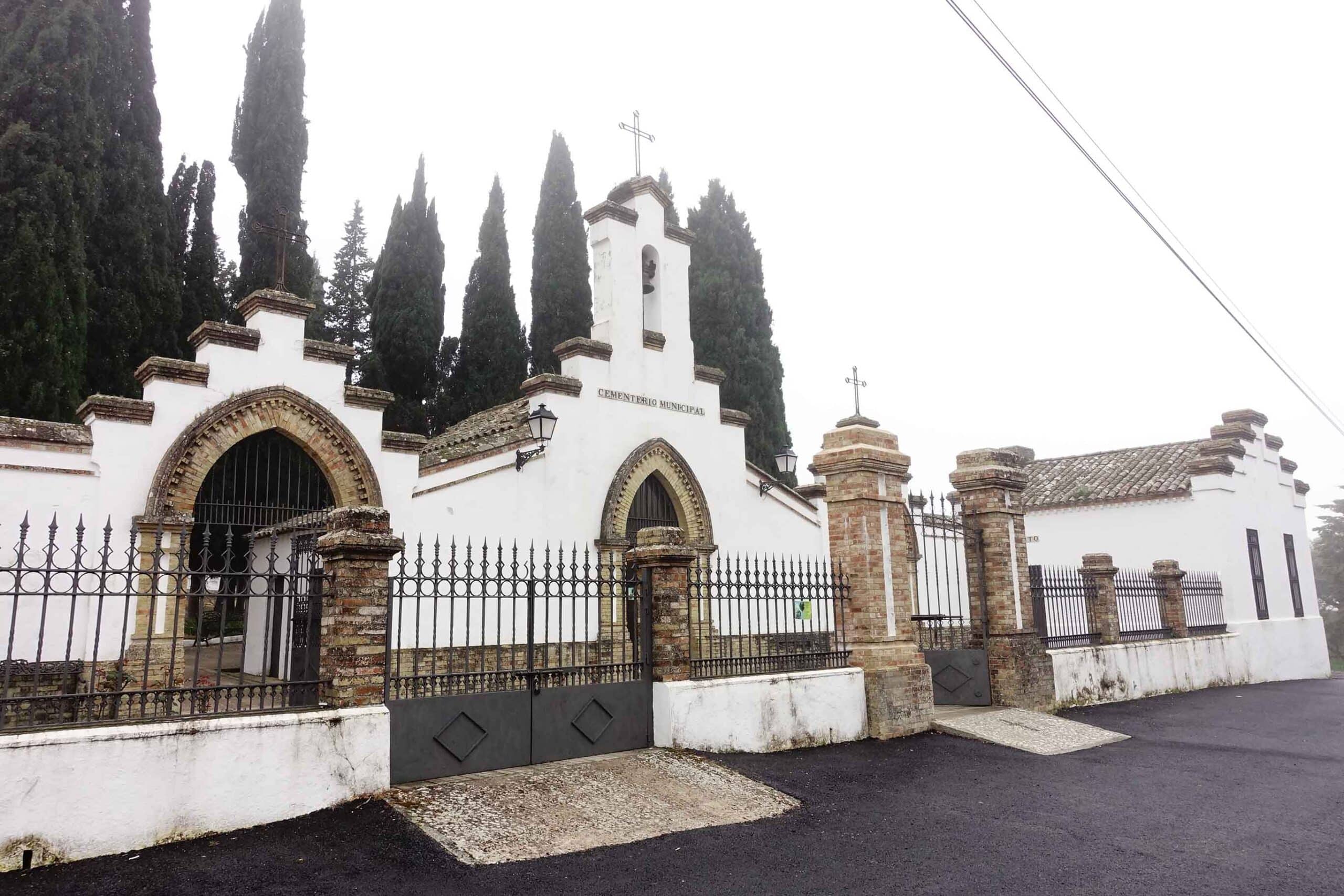 00001CEMENTERIO ALMONASTER