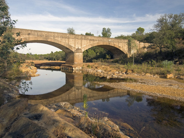 PUENTE RIVERA DE LA FRESNERA