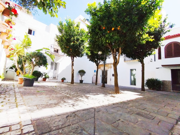 CALLE CALDERÓN DE LA BARCA