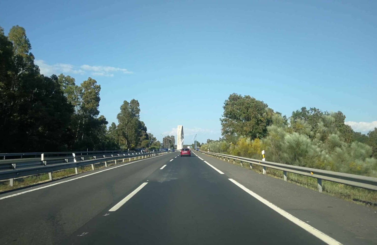 00001PUENTE SOBRE EL RIO ODIEL