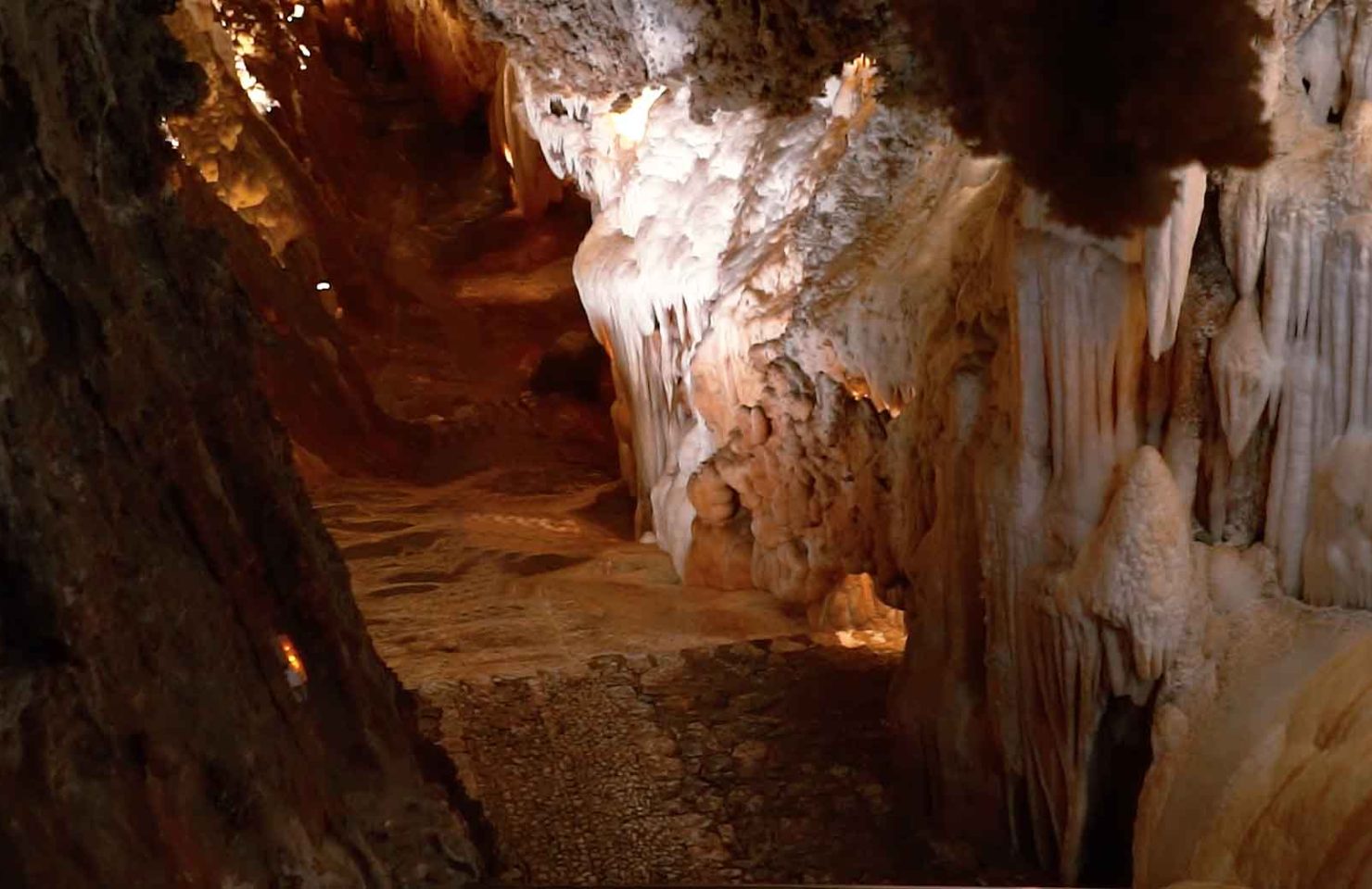 00002GRUTA DE LAS MARAVILLAS
