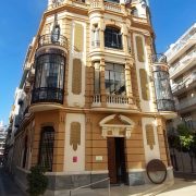 00003CASA DEL MILLON