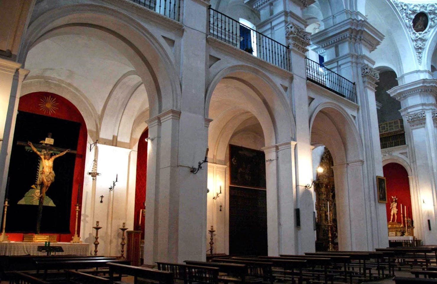 10-09Vista gral nave Evangelio