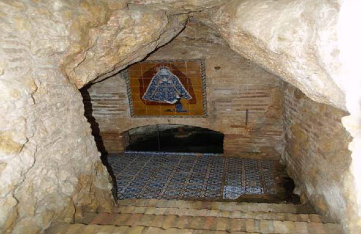 1013948_676151195734766_1711673602_n