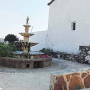 FUENTE LOS MARINES
