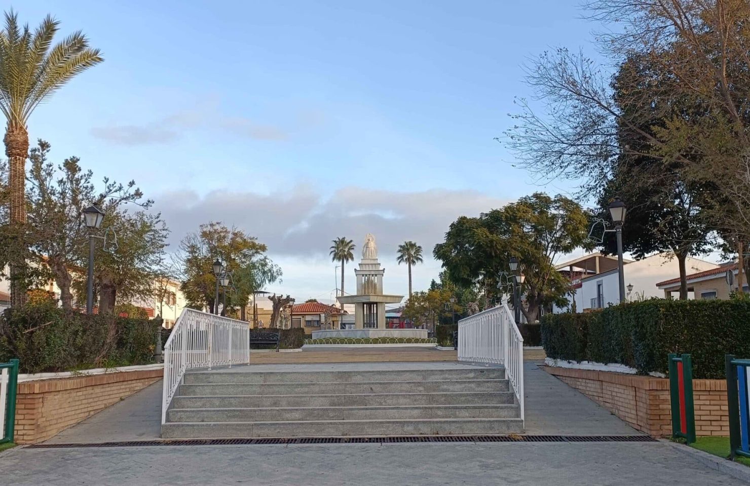 PARQUE PASEO DE LA LIBERTAD