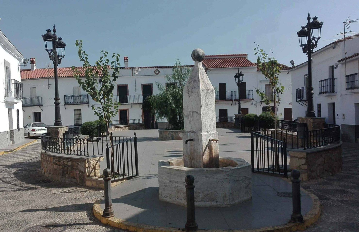 PLAZA CARLOS III_LOS MARINES 3