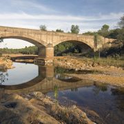 Puente rivera de la Fresnera