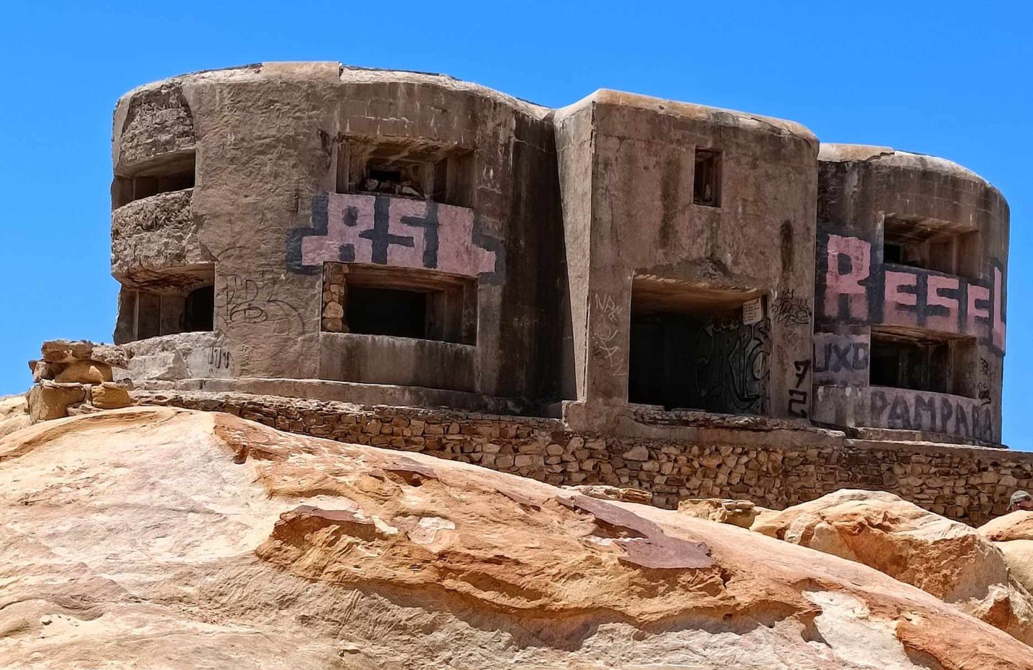 playa-del-bunker-tarifa-zahara-de-los-atunes